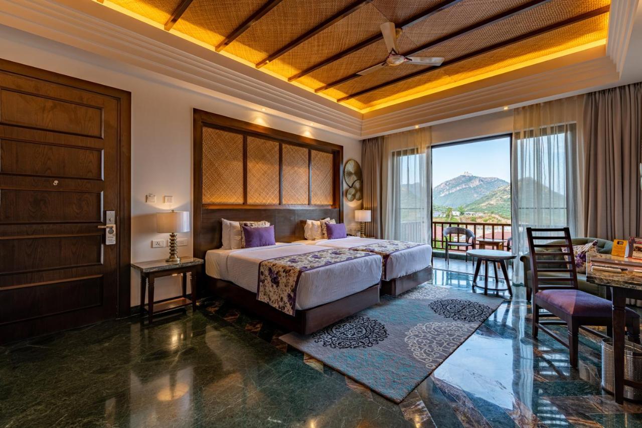 The Ananta Udaipur Hotel Exterior photo