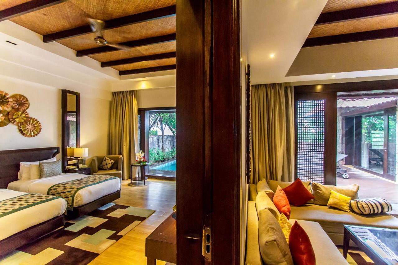 The Ananta Udaipur Hotel Exterior photo