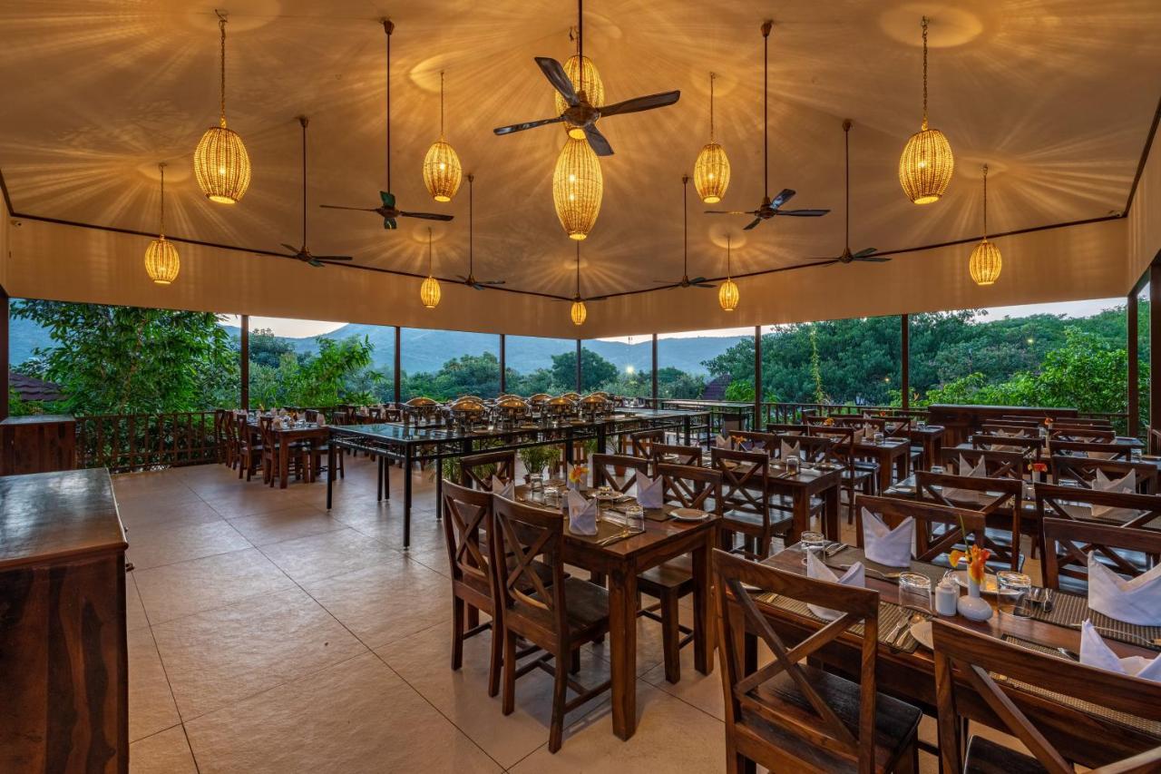The Ananta Udaipur Hotel Exterior photo